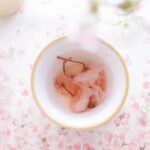 桜茶の効能とは？健康や美容に良い噂の真実や合うお菓子も調査！